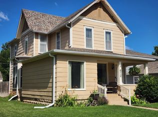 612 S Poplar St, North Platte, NE 69101