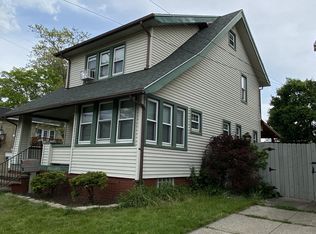 4227 W 22nd St, Cleveland, OH