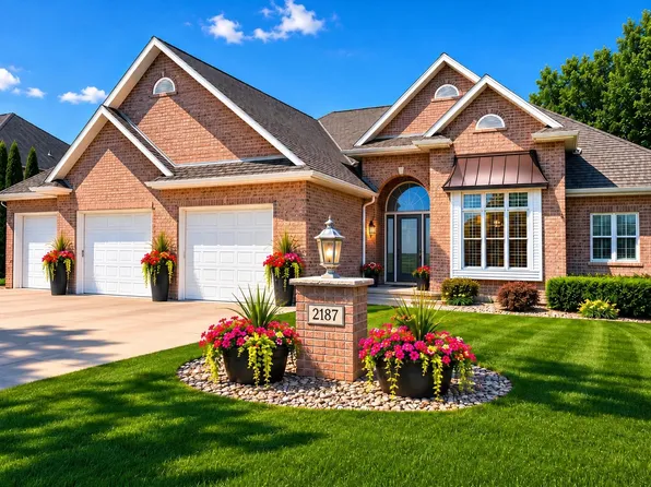 2187 Palmer Dr, Green Bay, WI 54311
