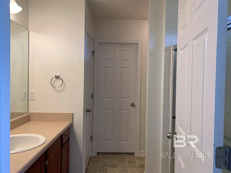 16215 Mansion St — Photo 16