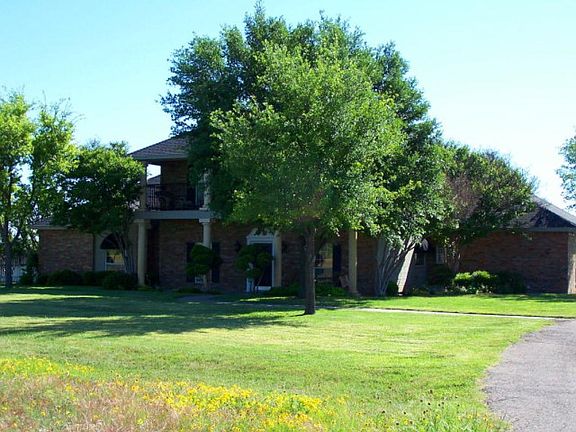 5th image of 542 Riverwood Dr
