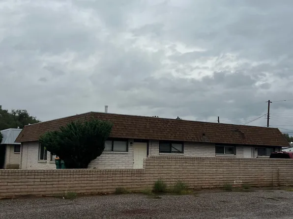 216 N Court Ave, Farmington, NM 87401