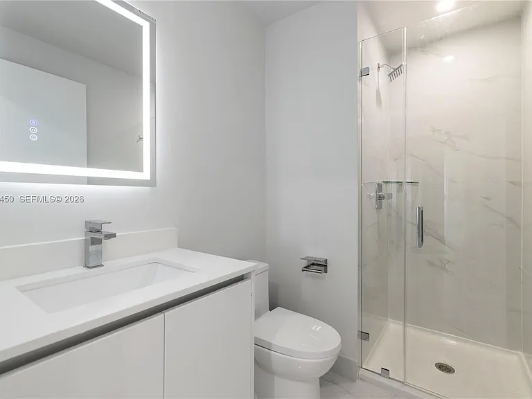 700 NE 24th St #4002 — Photo 17