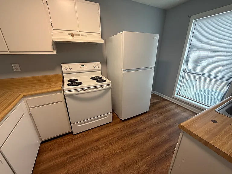 1405 Tangora Ln — Photo 4
