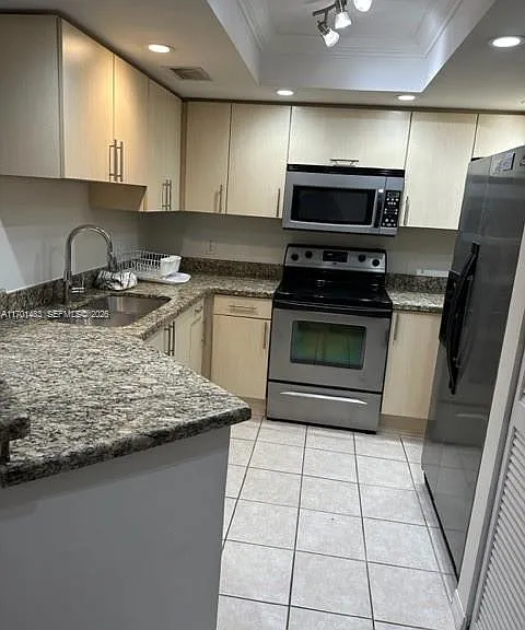 2119 SE 10th Ave #917 — Photo 7