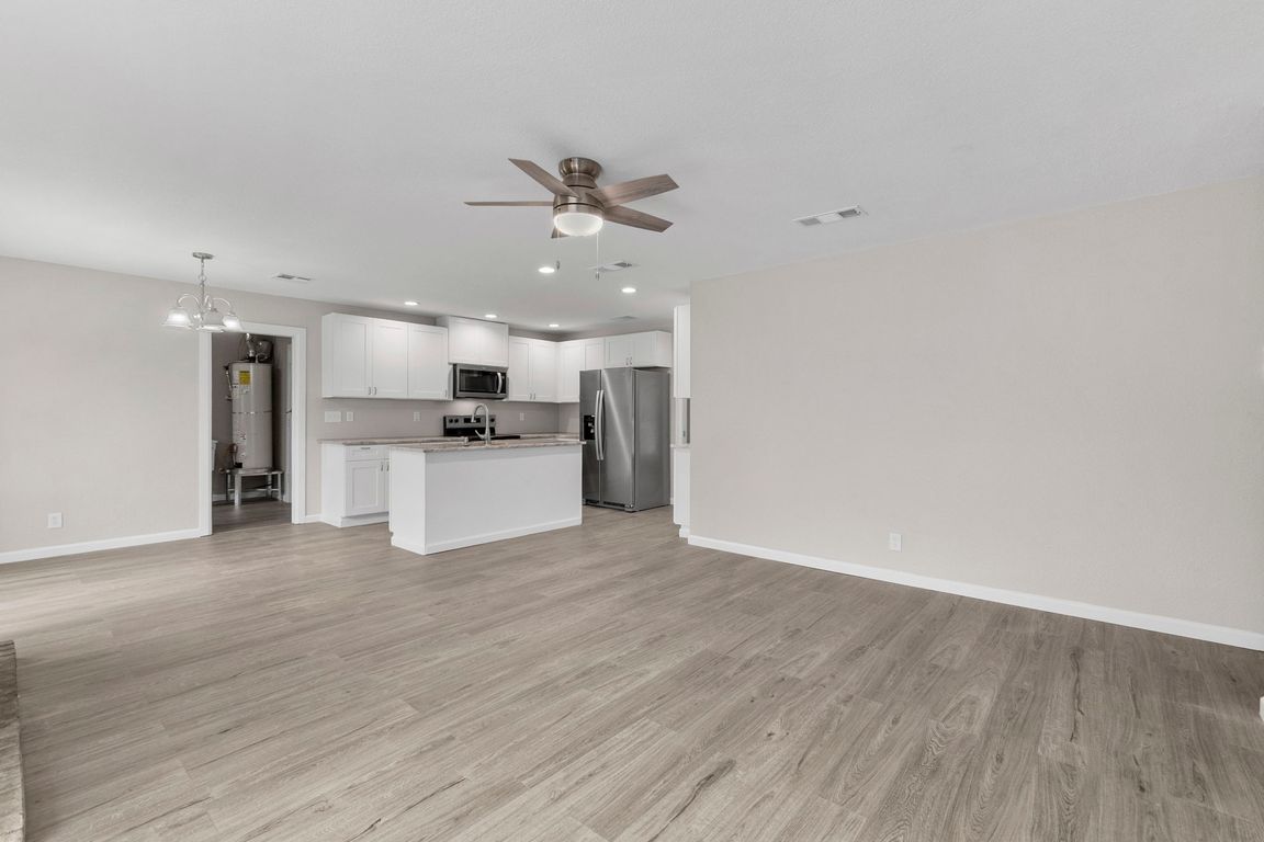 next background image