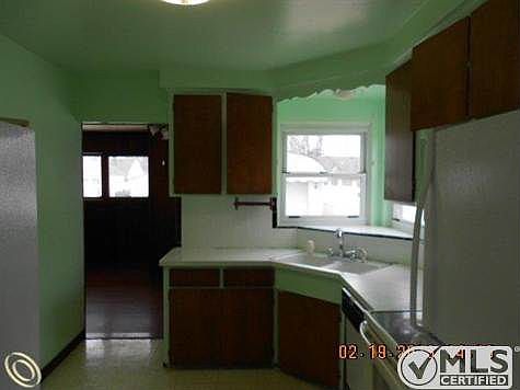 barton kitchen.JPG