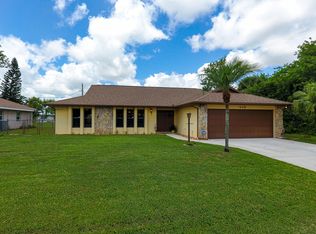 408 SE Skipper Ln, Port Saint Lucie, FL 34983