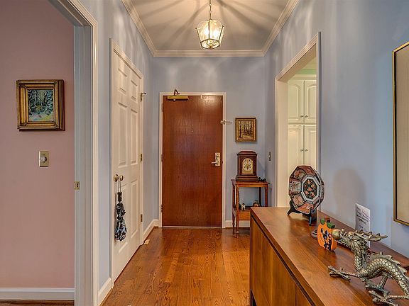 3rd image of 3025 McVitty Forest Dr APT 106