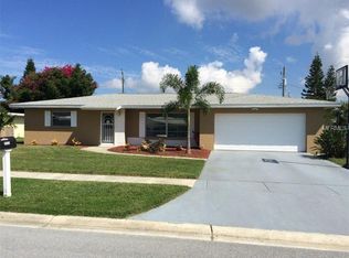 2459 Breakwater Cir, Sarasota, FL 34231