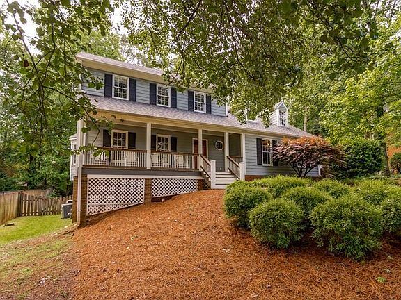 4th image of 3224 Chinquapin Ct