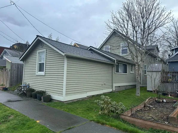 8074 Maple Ave SE #2, Snoqualmie, WA 98065