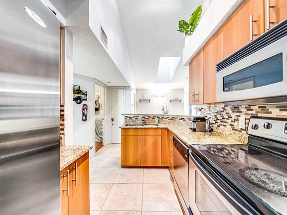 5th image of 1125 Crystal Way APT F