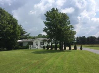 14212 Springcreek Rd, Titusville, PA 16354