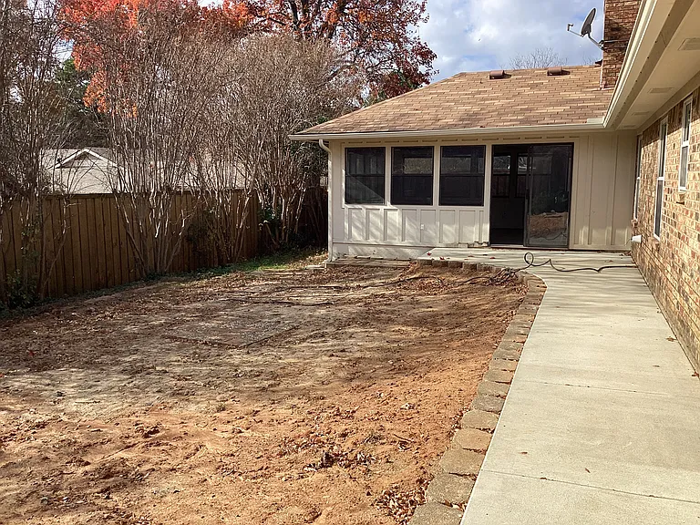 2841 Southridge Dr — Photo 32