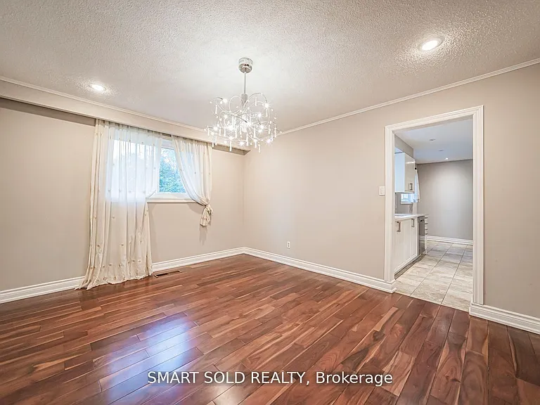 120 Abbeywood Trl — Photo 12