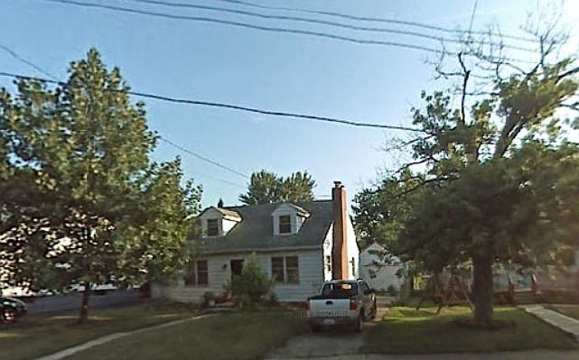 1st image of 1834 Kenwood Ave
