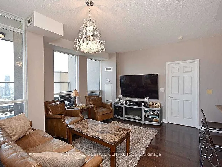 388 Prince Of Wales Dr #3206 — Photo 6