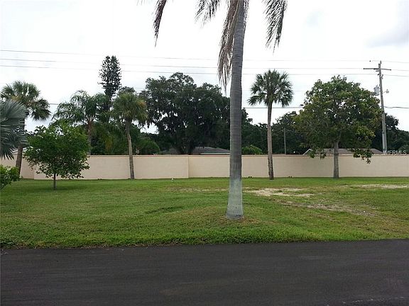 3rd image of 808 49th A Avenue Dr E