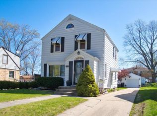 2328 S 77th St, West Allis, WI 53219