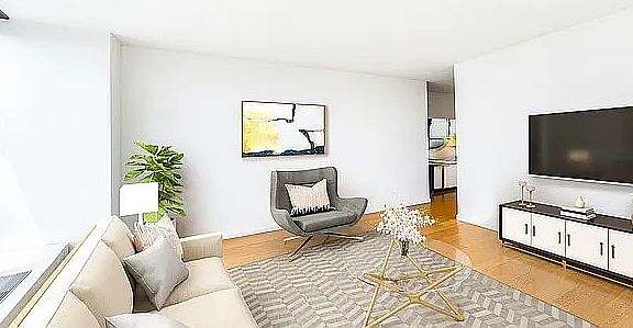 5th image of 525 E 72nd St APT 25F