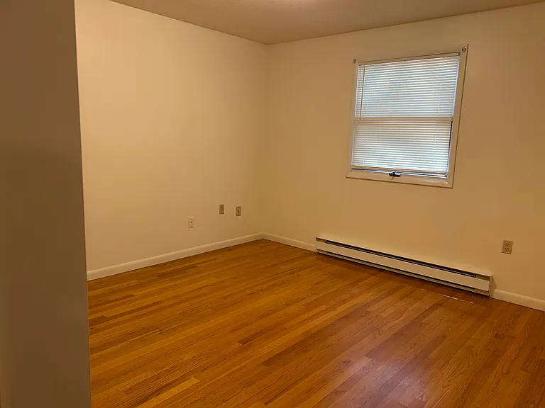 50 Linden St #50 — Photo 11