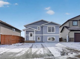 4605 7th St, Coalhurst, AB T0L0V2