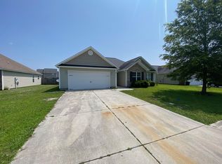 353 Kingston Rd, Jacksonville, NC 28546