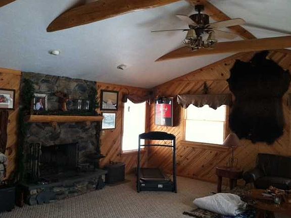 2nd image of 305 Shelhamer Cir