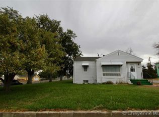 206 14th St, Wheatland, WY 82201