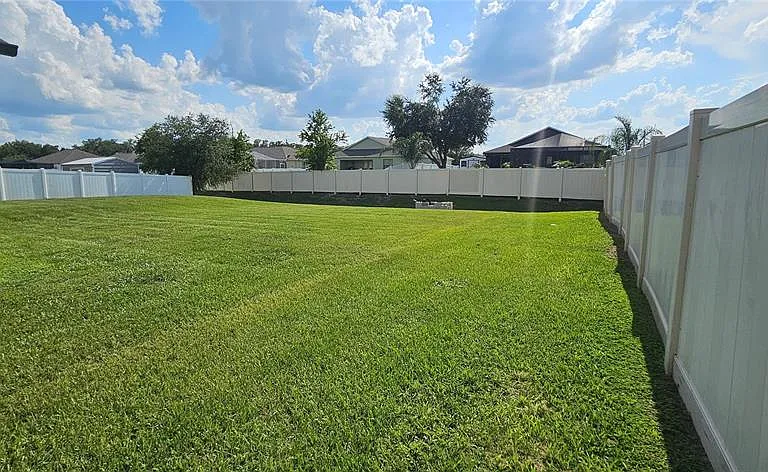 240 Solis Dr — Photo 13