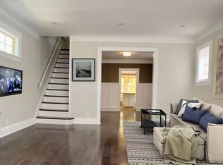 65 Roxbury Rd, Garden City, NY 11530