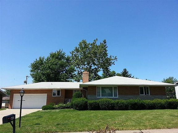 3rd image of 642 E 78th Ln
