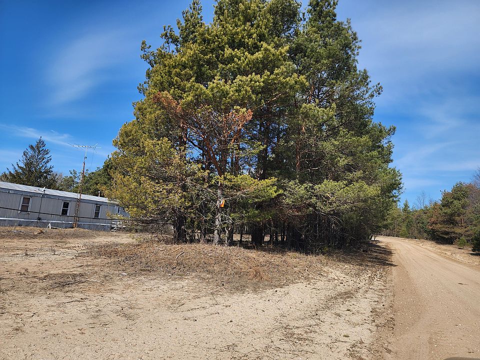2nd image of 2251 S 144th Ave