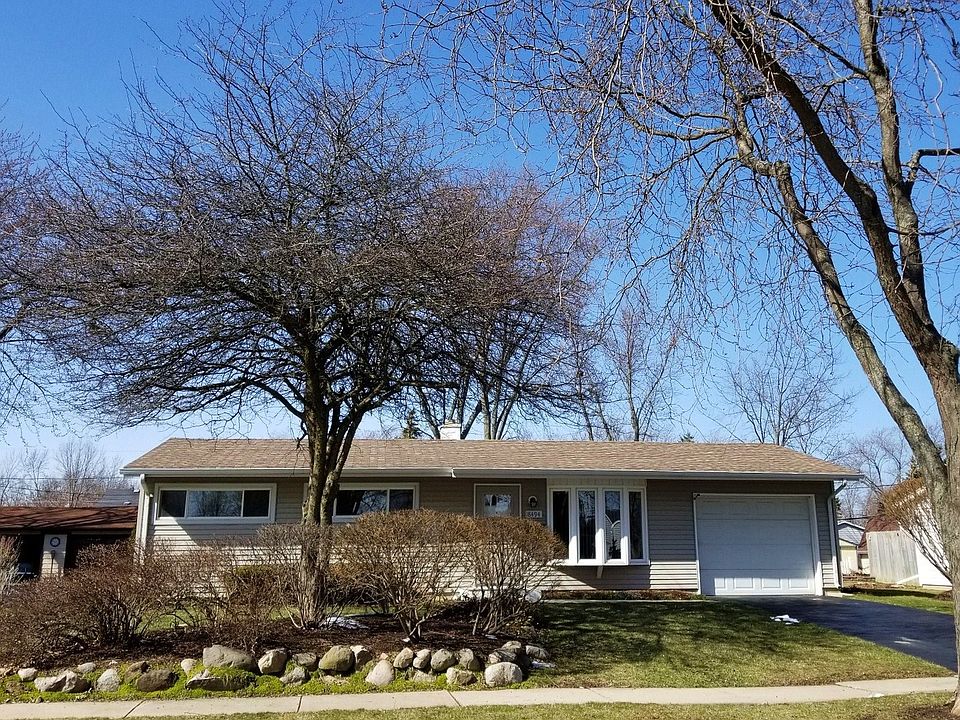 1st image of 18494 W Woodland Ter