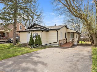 977 Boston Ave, Waterford, MI 48328