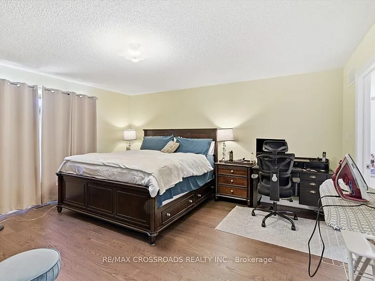 8 Culver Ln — Photo 22