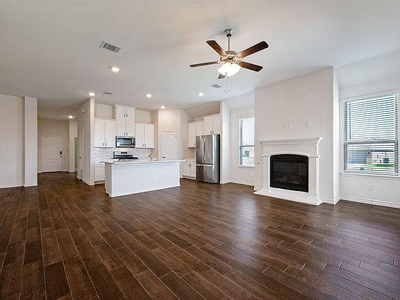 4th image of 3332 Brady Starr Dr