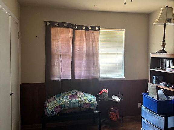 5th image of 2113 S Boulevard Blvd