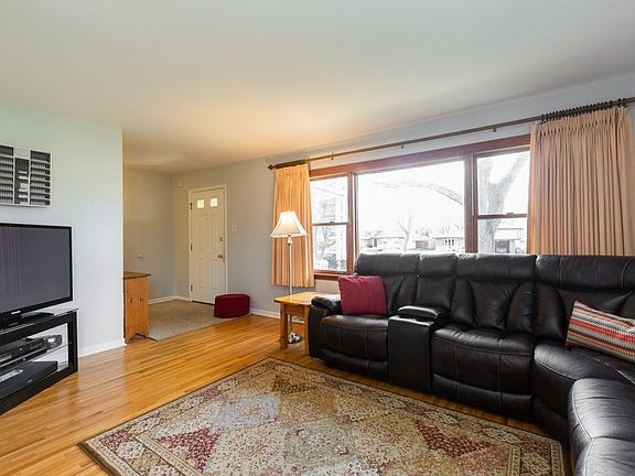 2nd image of 1031 Martingale Dr