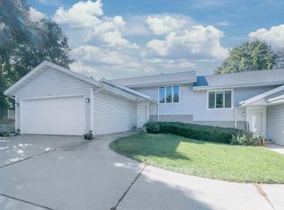 1118 N Gammon Rd, Madison, WI 53717