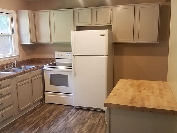 3rd image of 661 Jena Beth Dr #2