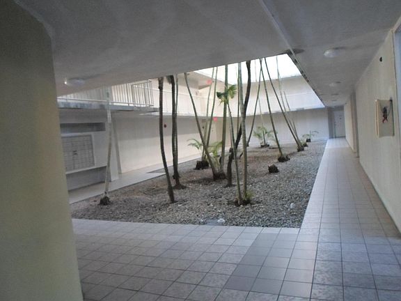 5th image of 8231 NW 8th St APT 402