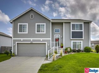 18827 Washington St, Omaha, NE 68135