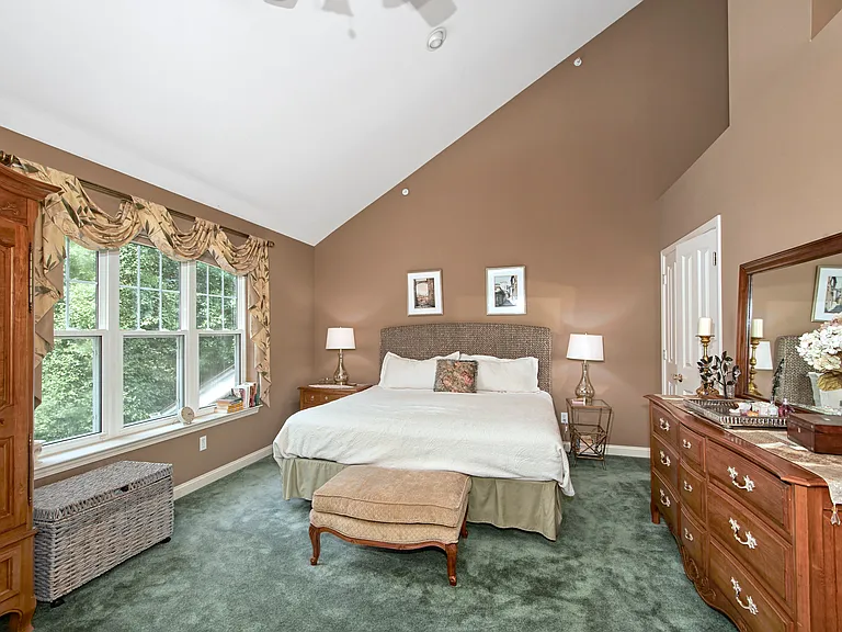 1 Wyldwood Dr #1 — Photo 10