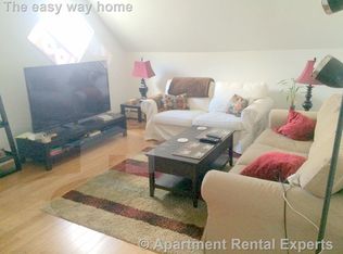 338 Washington St #3, Somerville, MA 02143