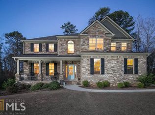 1022 Nestling Dr, Lawrenceville, GA 30045