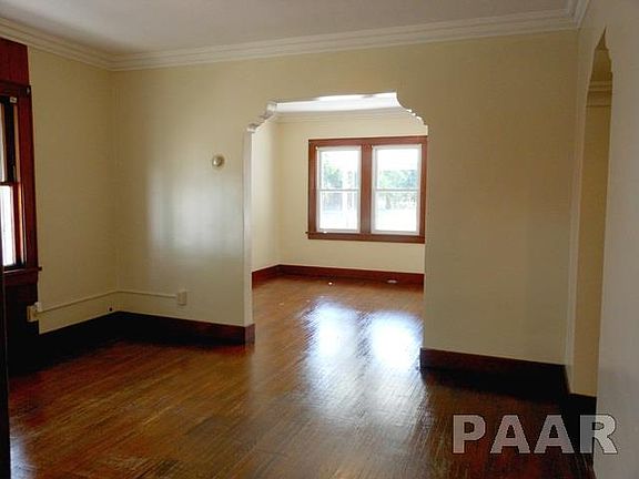 5th image of 2711 W Humboldt St