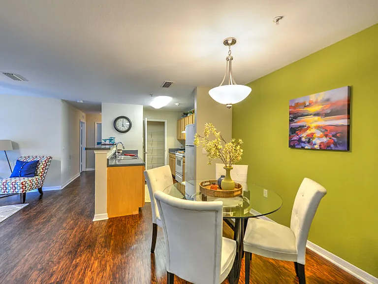 Addison Landing — Photo 48