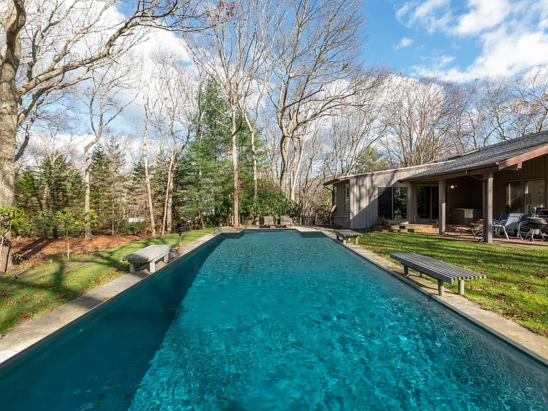 3 Forest Ct — Photo 1